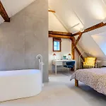 Four Bedroom Luxury By The With Infrasauna And Grill Willa Jevany
