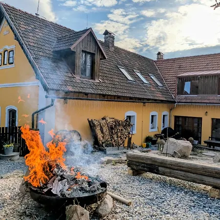 Four Bedroom Luxury By The With Infrasauna And Grill Willa