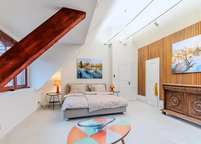 Four Bedroom Luxury By The With Infrasauna